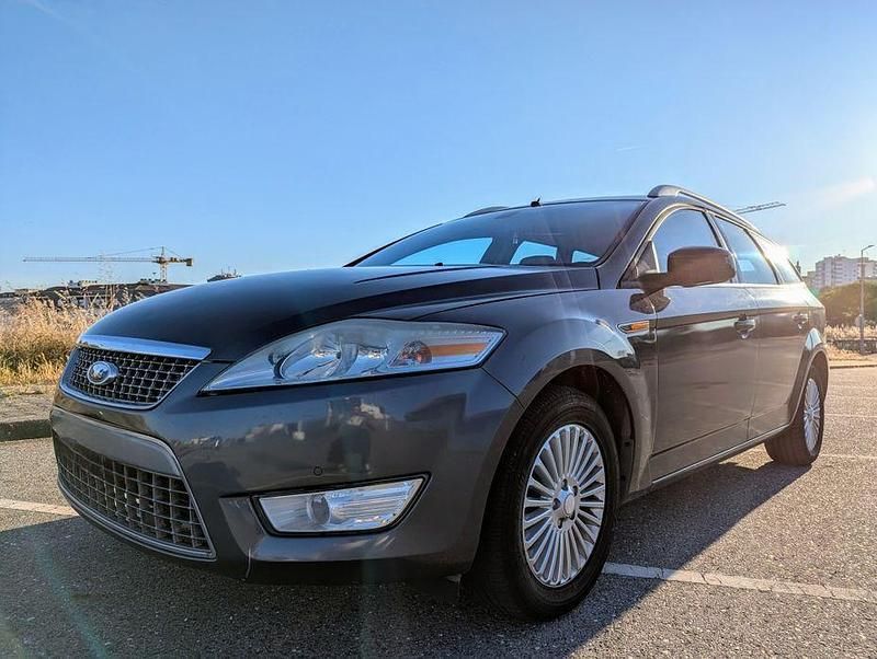 Usado 2009 Ford Mondeo Sedan | € 6.000 (Caro) - Imagem 1/4