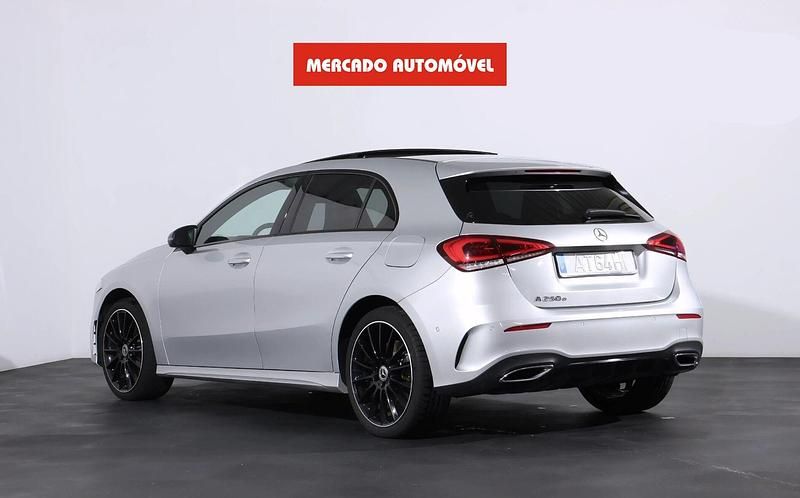 Usado Mercedes A250 AMG line 218 HP (160 kW) 2022 Cinza Sedan