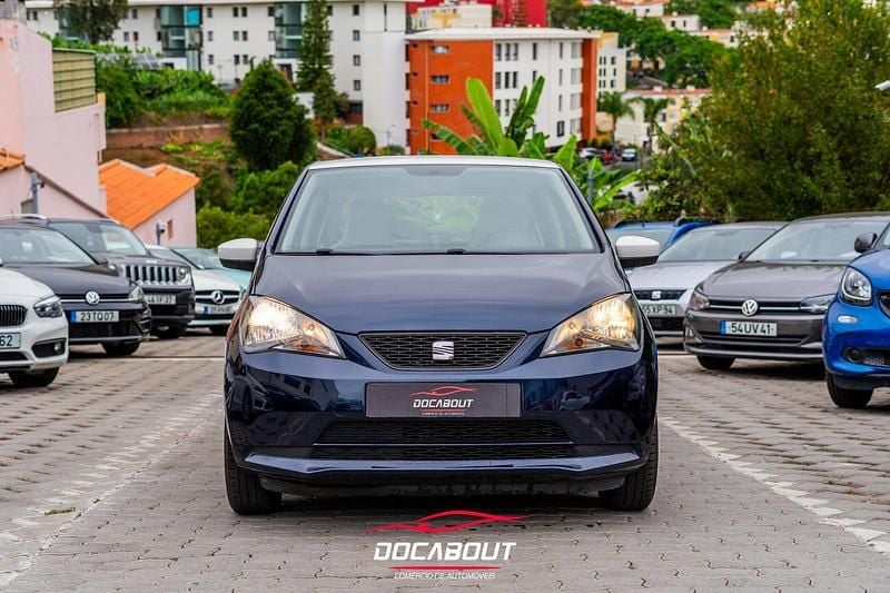 Azul Usado 2013 Seat Mii Citadino | € 9.450 - Imagem 1/4