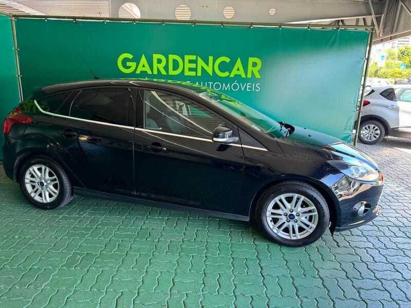 Usado Ford Focus Active 125 HP (91 kW) 2013 Preto