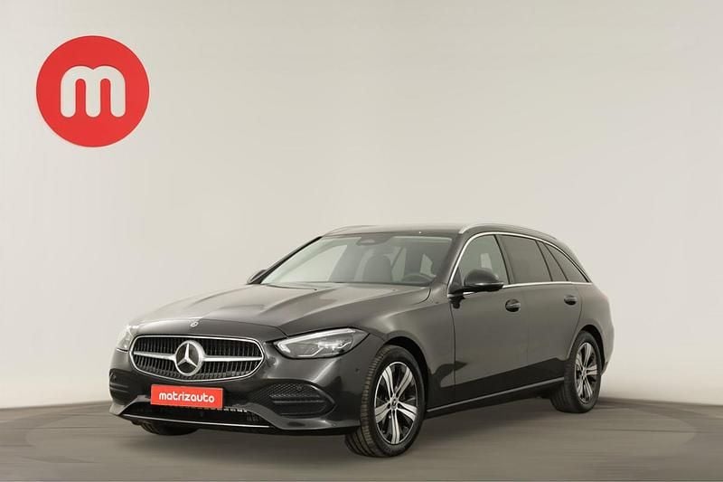 Usado Mercedes C220 Avantgarde 200 HP (147 kW) 2023