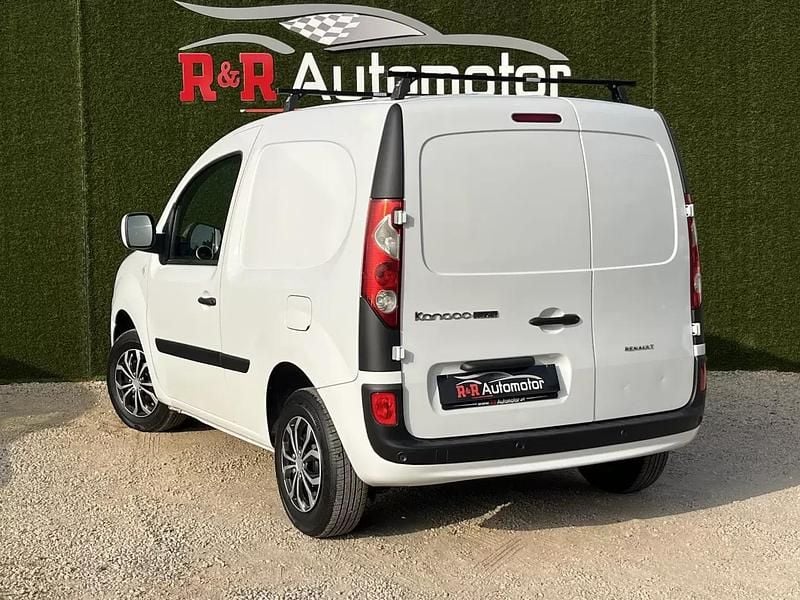 Usado Renault Kangoo 75 HP (55 kW) 2012 Branco Monovolume