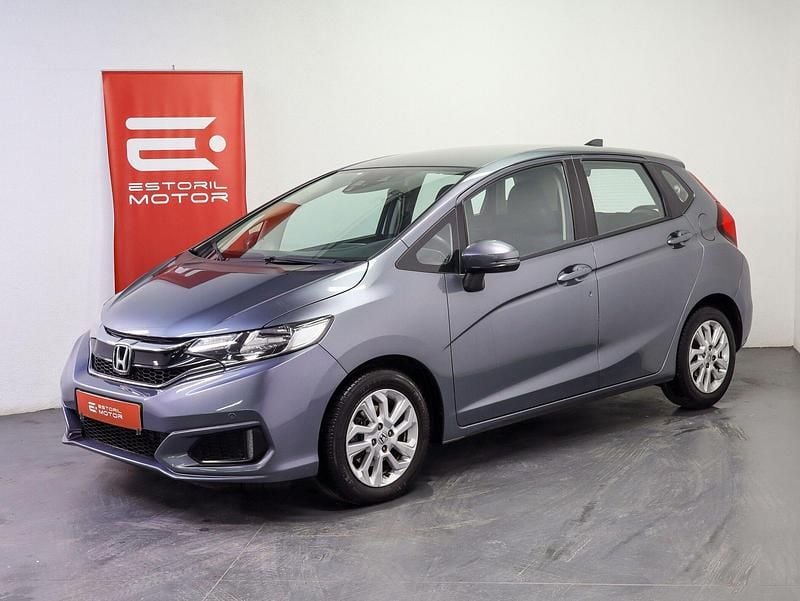 Cinza Usado 2019 Honda Jazz Elegance Citadino | € 16.500 (Preço elevado) - Imagem 1/4