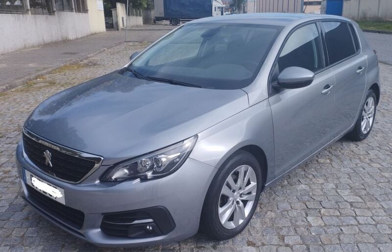 Usado Peugeot 308 Style 130 HP (95 kW) 2017 Sedan