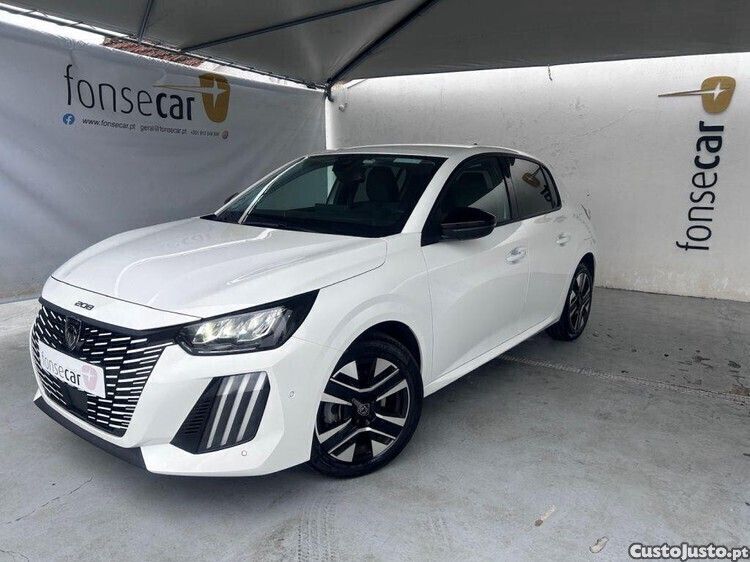 Branco Usado 2024 Peugeot 208 Active Citadino | € 19.990 (Preço elevado) - Imagem 1/1