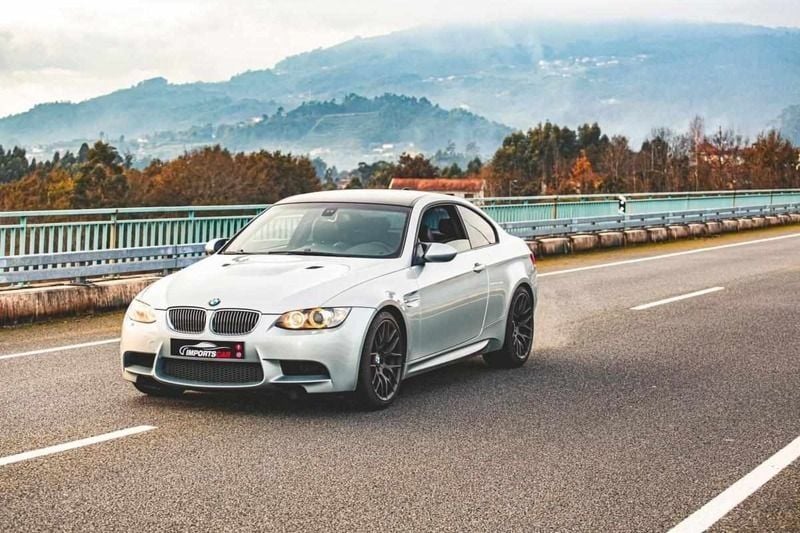 Cinzento Usado 2007 BMW M3 Coupé | € 45.999 - Imagem 1/4