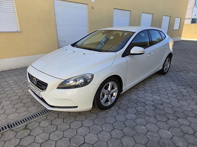 Usado 2014 Volvo V40 Carrinha | € 9.500 (Super Preço) - Imagem 1/4