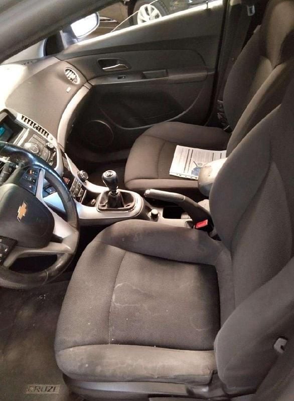 Usado Chevrolet Cruze 124 HP (91 kW) 2012 Cinzento