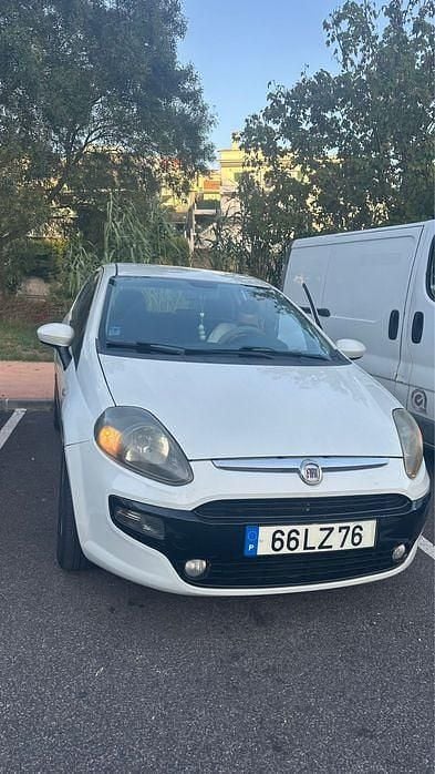 Usado 2012 Fiat Punto Citadino | € 4.000 (Bom preço) - Imagem 1/4