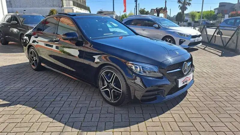 Preto Usado 2019 Mercedes C300 AMG line | € 36.900 (Preço justo) - Imagem 1/4