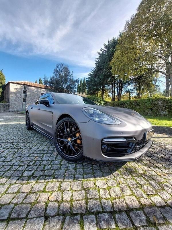 Usado Porsche Panamera 4 462 HP (339 kW) 2018 Cinza Sedan