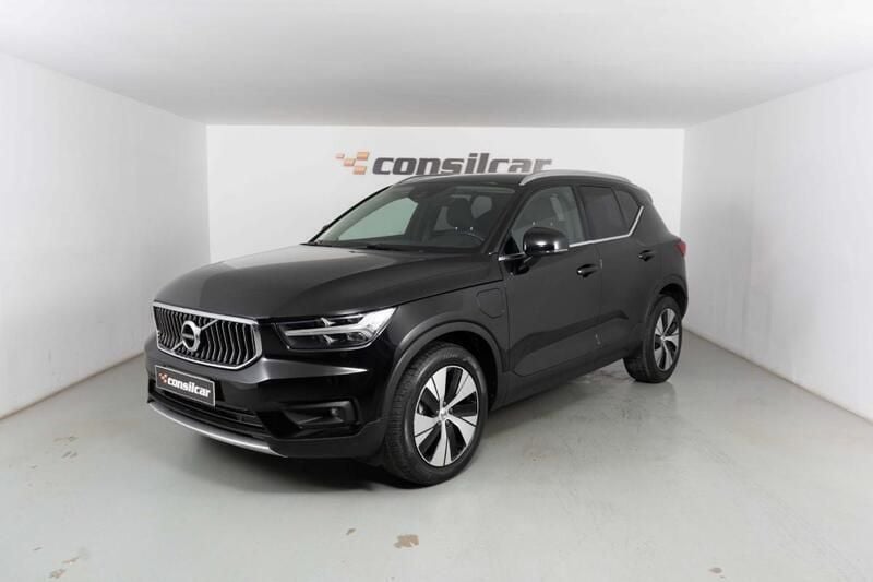 Preto Usado 2021 Volvo XC40 Inscription SUV | € 28.890 (Super Preço) - Imagem 1/2