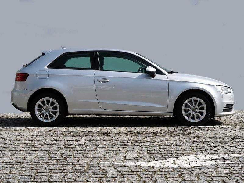 Usado Audi A3 105 HP (77 kW) 2014