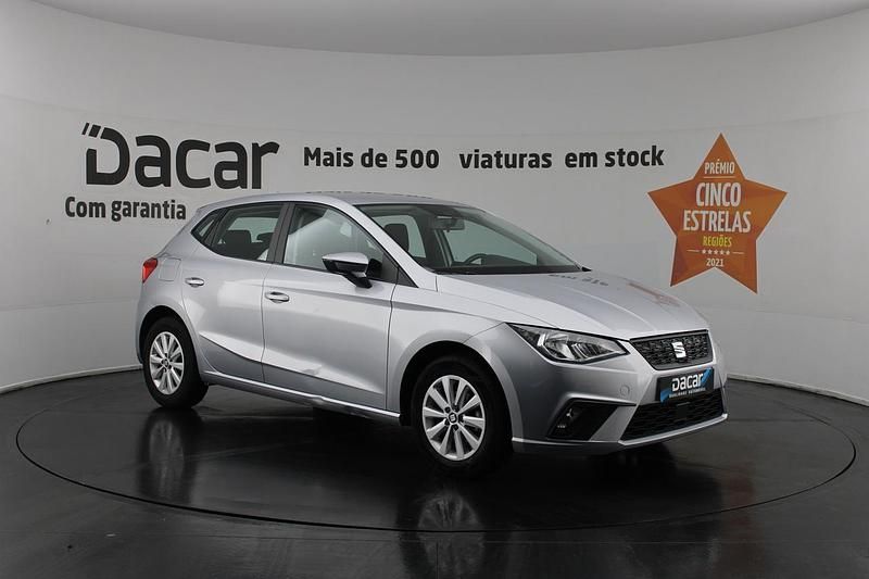 Cinzento Usado 2021 Seat Ibiza Style | € 12.599 (Bom preço) - Imagem 1/4