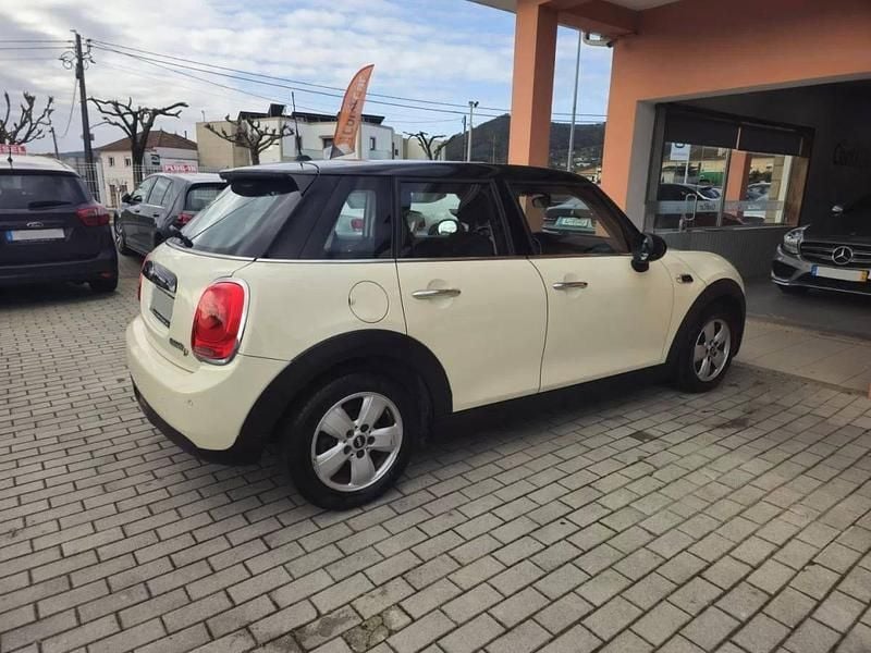 Usado Mini Cooper 116 HP (85 kW) 2016 Outra Citadino