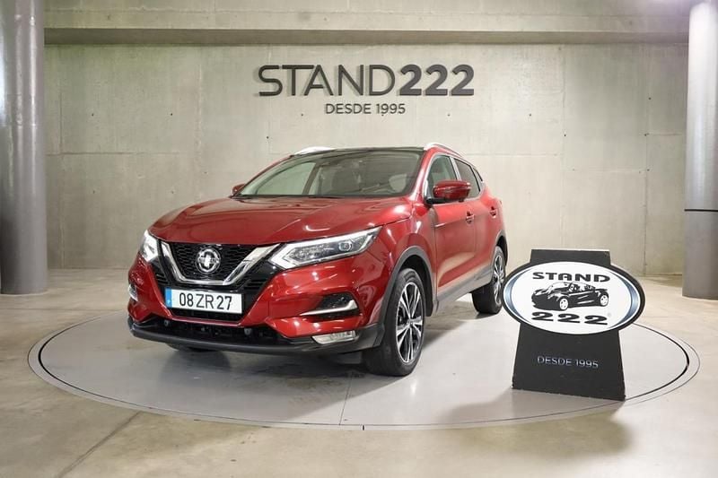 Vermelho Usado 2019 Nissan Qashqai N-Connecta SUV | € 17.990 (Bom preço) - Imagem 1/4