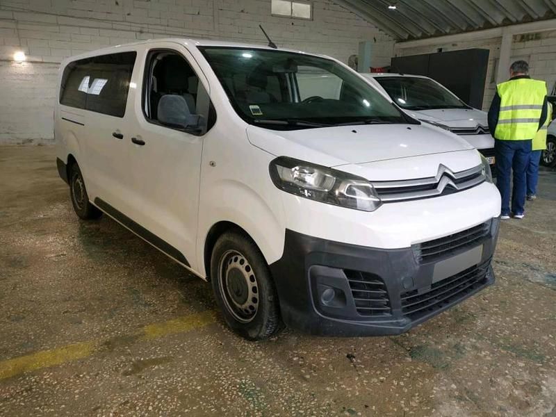 Usado Citroën Jumpy 120 HP (88 kW) 2019 Branco Monovolume
