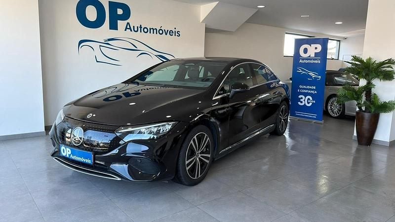 Cinza Usado 2024 Mercedes EQE300 Edition Sedan | € 49.950 (Bom preço) - Imagem 1/4