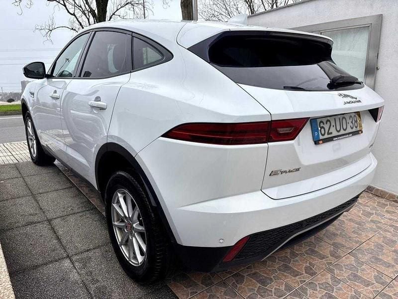 Usado Jaguar E-Pace 150 HP (110 kW) 2018 Branco SUV