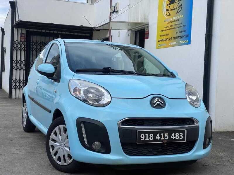 Azul Usado 2012 Citroën C1 Citadino | € 6.450 (Preço justo) - Imagem 1/4