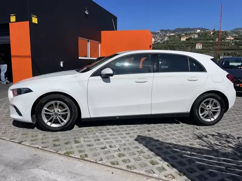 Usado Mercedes A180 Urban 109 HP (80 kW) 2018 Branco Citadino