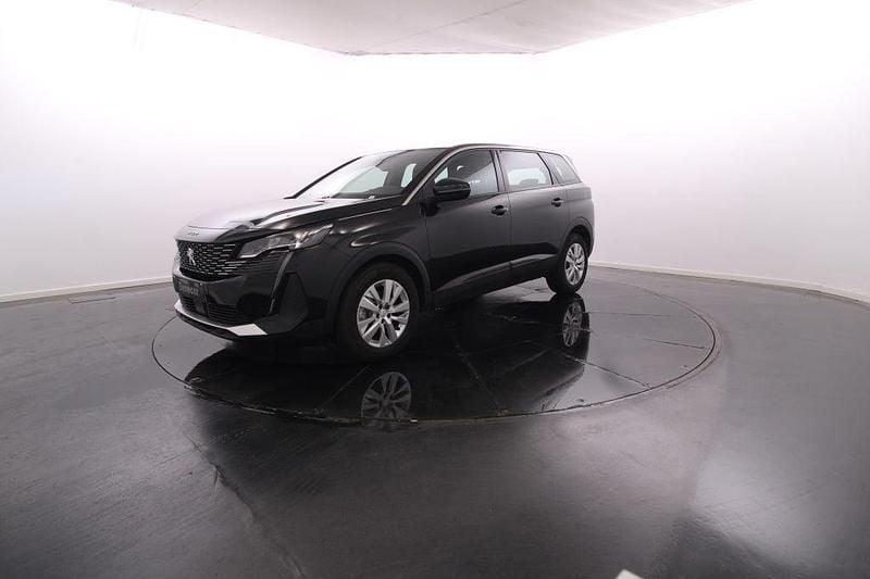 Preto Usado 2023 Peugeot 5008 Active Monovolume | € 30.950 (Preço justo) - Imagem 1/4