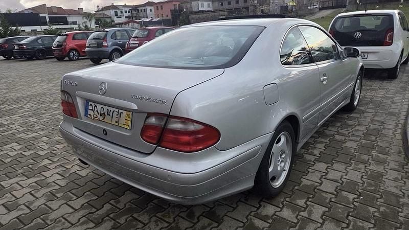 Usado Mercedes CLK200 192 HP (141 kW) 2000