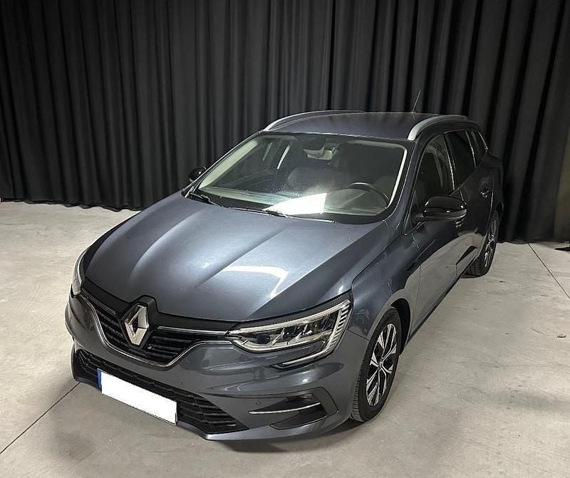 Usado Renault Mégane IV 140 HP (102 kW) 2021 Cinzento Carrinha
