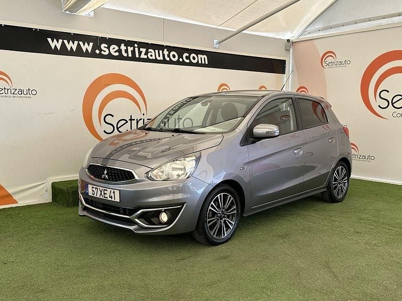 Cinza Usado 2019 Mitsubishi Space Star Edition | € 11.750 (Preço justo) - Imagem 1/4
