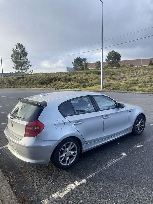Usado 2007 BMW 118 Citadino | € 6.000 (Bom preço) - Imagem 1/4