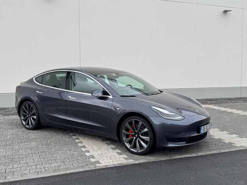 Usado 2019 Tesla Model 3 Performance Sedan | € 25.750 (Preço justo) - Imagem 1/4