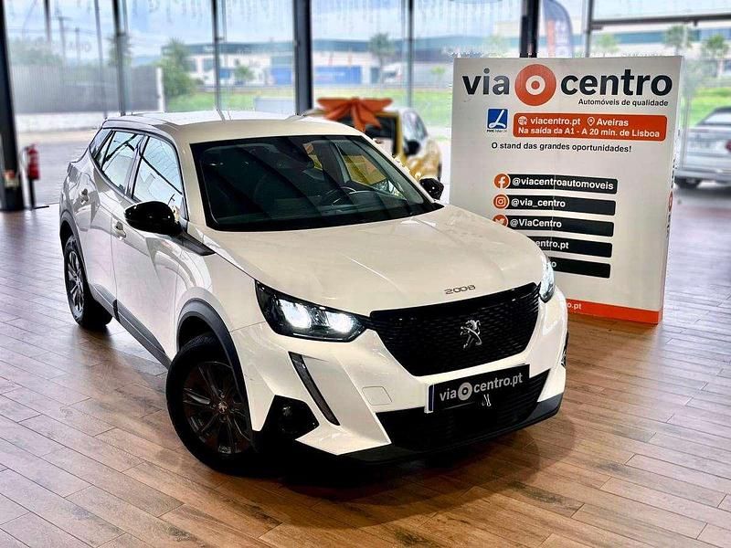 Usado Peugeot 2008 Active 102 HP (75 kW) 2021 Branco SUV