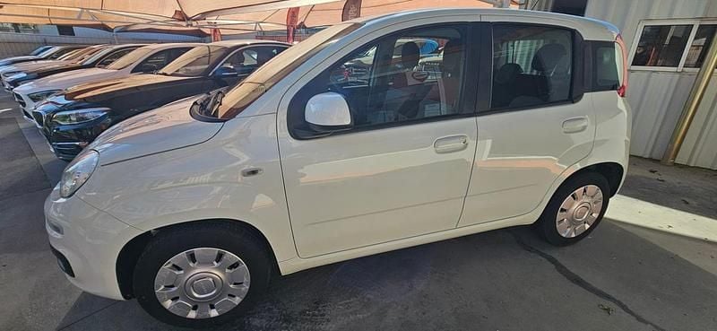 Usado Fiat Panda Lounge 69 HP (50 kW) 2018 Branco Citadino