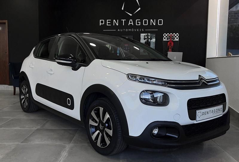 Branco Usado 2020 Citroën C3 PureTech Citadino | € 12.900 (Preço justo) - Imagem 1/4