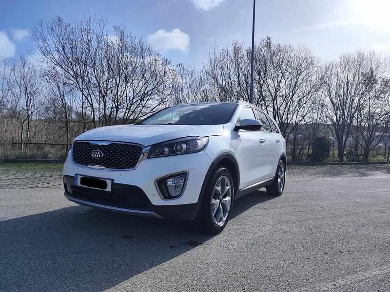 Branco Usado 2016 Kia Sorento SUV | € 17.500 - Imagem 1/4