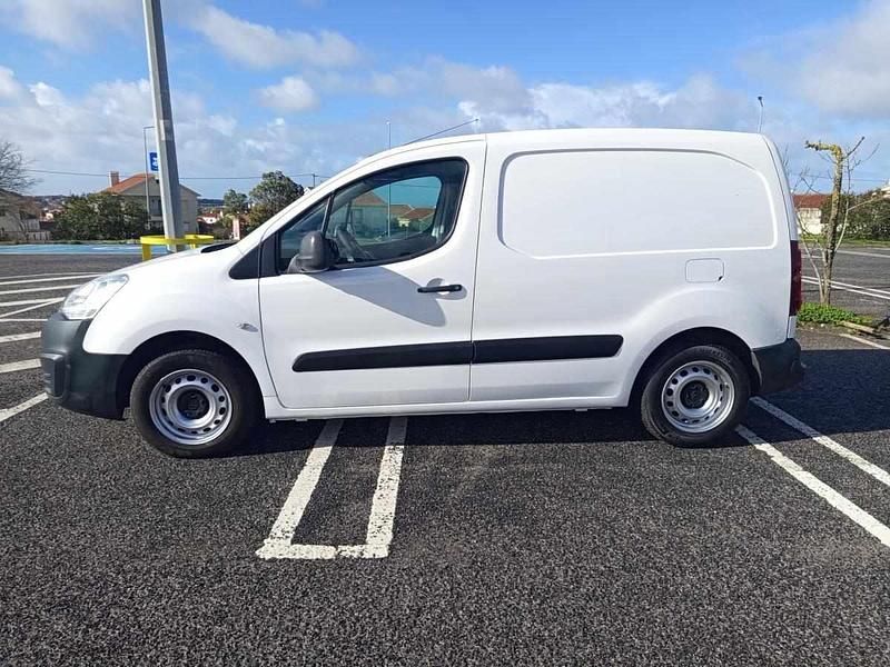 Usado Citroën Berlingo 100 HP (73 kW) 2017 Branco Monovolume
