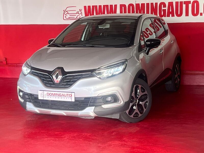 Usado Renault Captur 115 HP (84 kW) 2019 Cinzento SUV