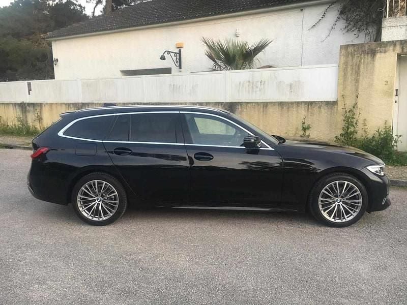 Preto Usado 2019 BMW 320 Carrinha | € 29.900 (Preço justo) - Imagem 1/4