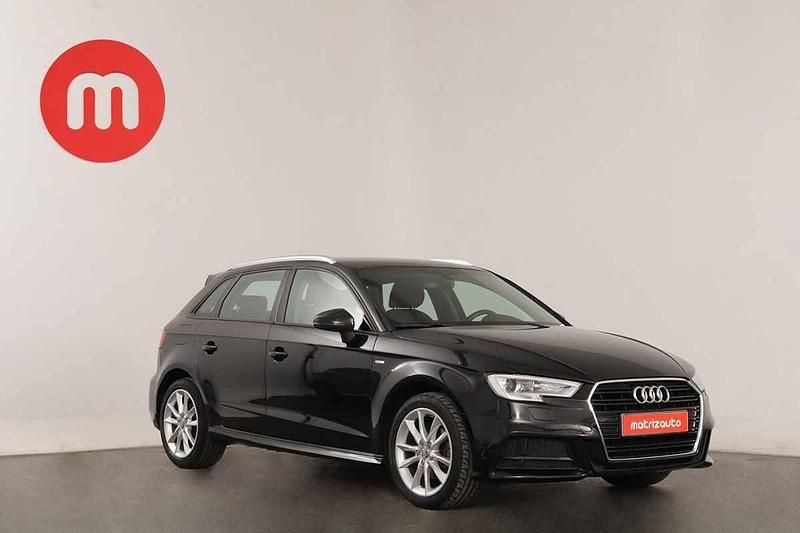 Preto Usado 2018 Audi A3 Citadino | € 21.799 (Caro) - Imagem 1/4