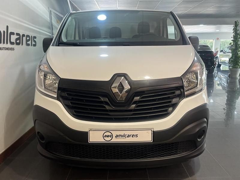 Usado Renault Trafic 125 HP (91 kW) 2019 Branco Monovolume