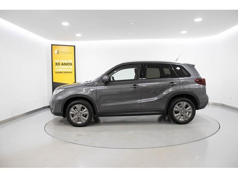 Usado Suzuki Vitara 129 HP (94 kW) 2025 Cinzento SUV