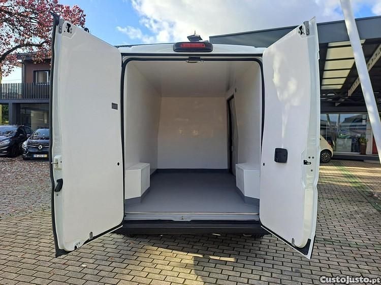 Usado Citroën Jumper 140 HP (102 kW) 2021 Branco Monovolume