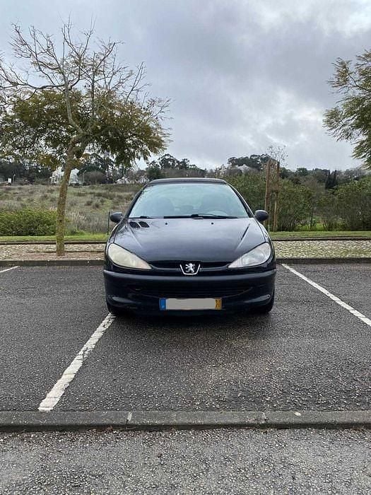 Usado Peugeot 206 60 HP (44 kW) 2002 Sedan