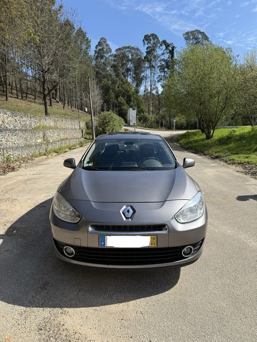 Usado 2010 Renault Fluence Sedan | € 4.300 - Imagem 1/4