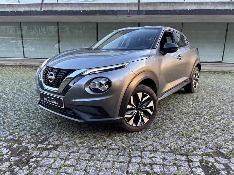 Cinzento Usado 2023 Nissan Juke SUV | € 17.900 (Preço justo) - Imagem 1/4
