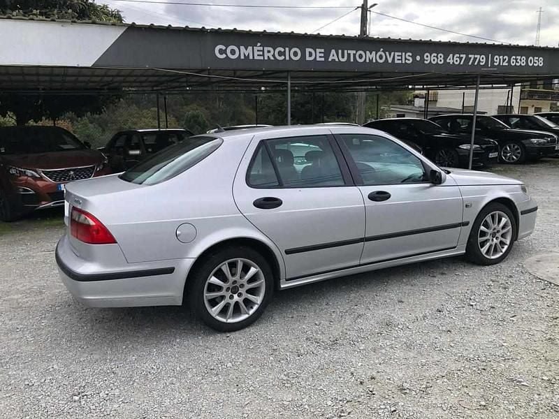 Usado Saab 9-5 120 HP (88 kW) 2005 Cinzento Sedan