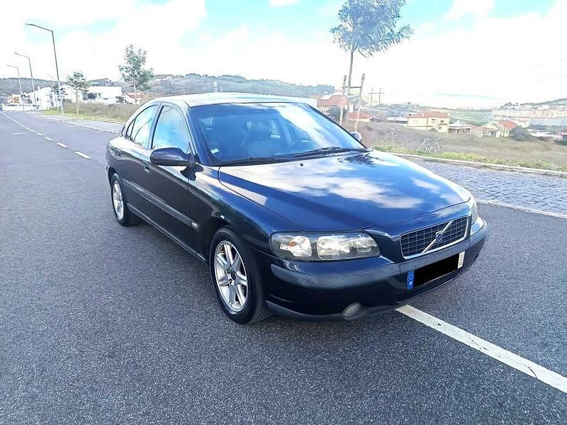 Usado 2002 Volvo S60 Sedan | € 2.980 (Preço justo) - Imagem 1/4