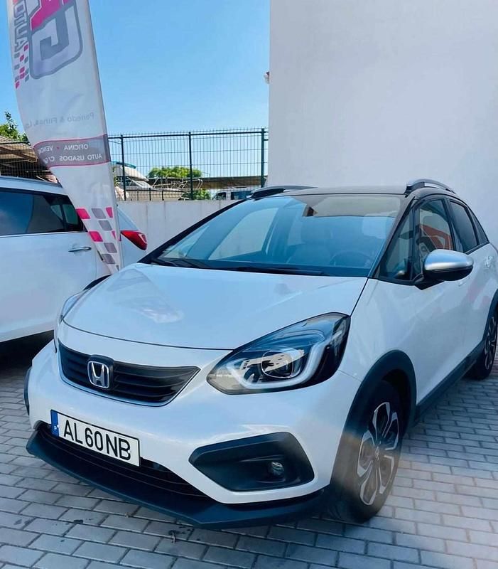 Usado Honda Jazz 109 HP (80 kW) 2021 Branco Citadino