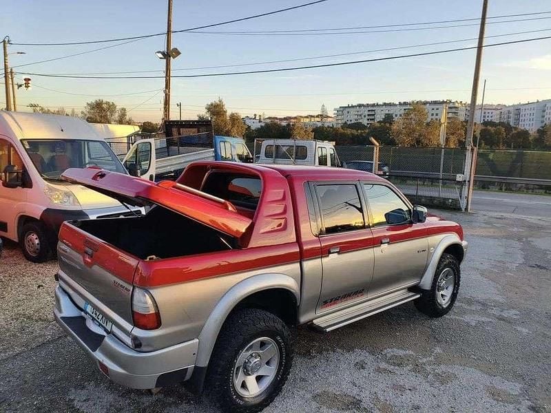 Vermelho Usado 2004 Mitsubishi L200 Pickup | € 15.750 (Bom preço) - Imagem 1/4