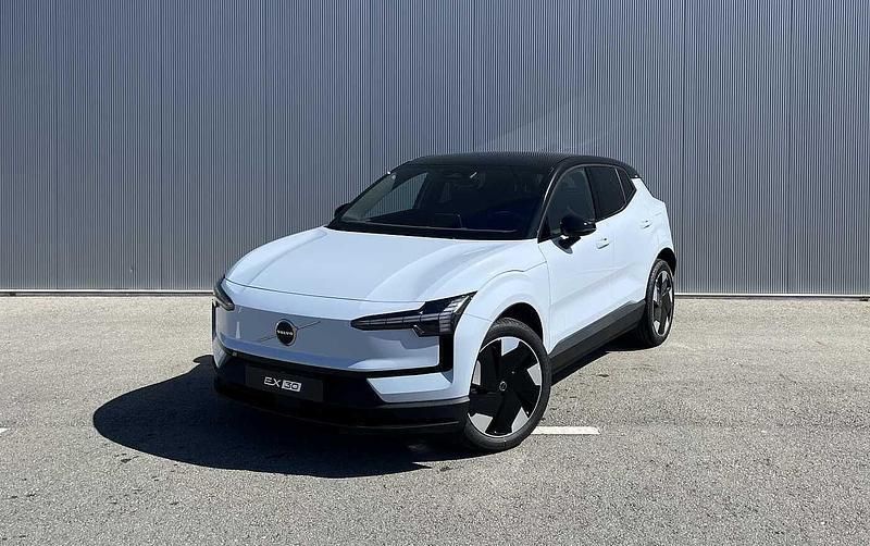 Azul Novo 2025 Volvo EX30 SUV | € 43.500 (Preço elevado) - Imagem 1/4